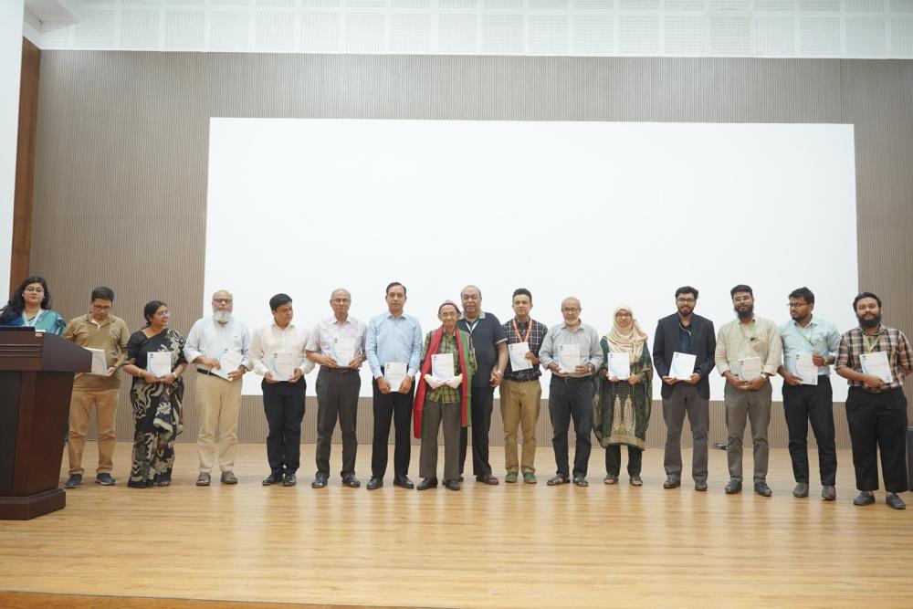 বরেন্দ্র বিশ্ববিদ্যালয়ে VIJIR-এর দ্বিতীয় ভলিউমের প্রকাশনা অনুষ্ঠিত